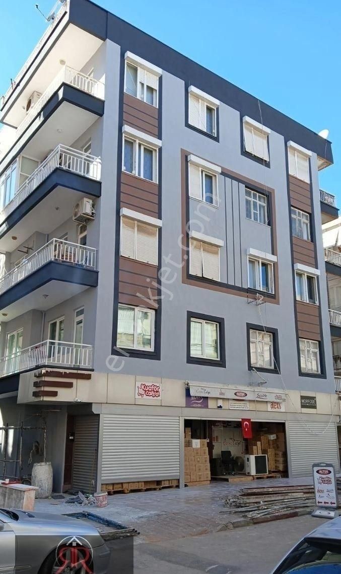 Merkezi Konum'da Fırsat 3+1 Satılık Daire