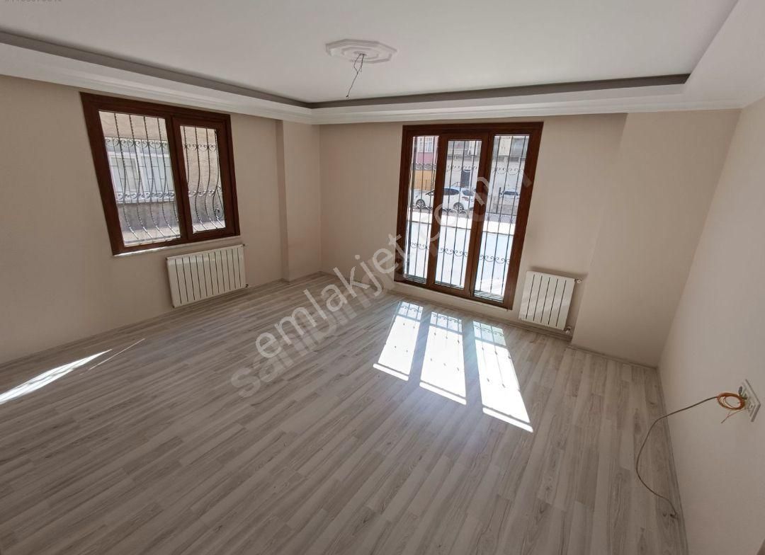 Zeno Emlak'tan Satilik İskanli Kapali Acikotoparklı Lux 2+1 Daire - Görsel 2