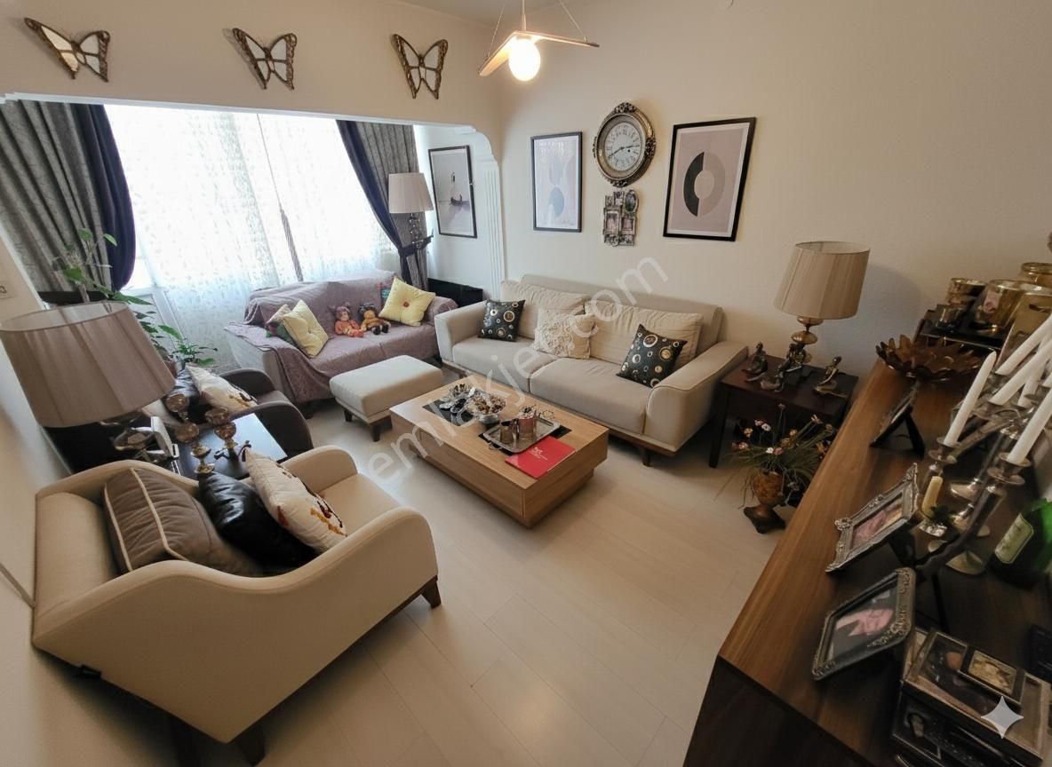 Kw Cobans'dan Merkezi Konumda, 4 Katlı 3,5 Daireli, 1 Dükkan Ve Depolu Yatırımlık Komple Bina!