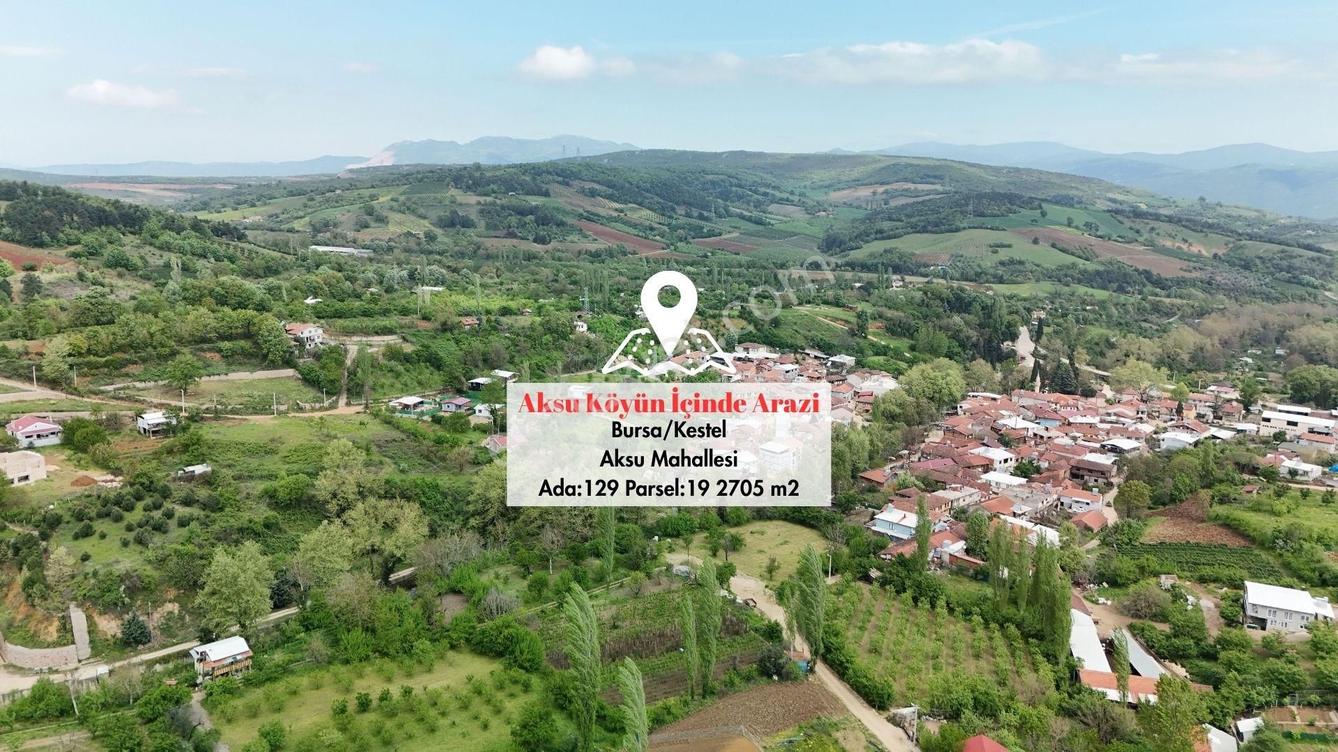Köyün Merkezinde, Suyu-elektriği Hazır, 2705 M² Arazi! İster Yaşa, İster Değerlendir!
