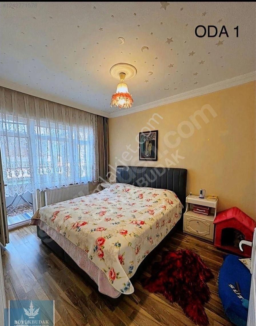 💥gölcük Mobil Işıklarda Anayola Cepheli Satılık 3+1 Asansörlü Arakat Daire 💥