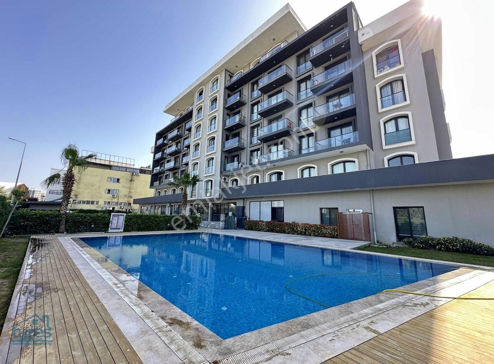 Park Yücesoy Sitesinde Doğalgazlı Kullanışlı 1+1