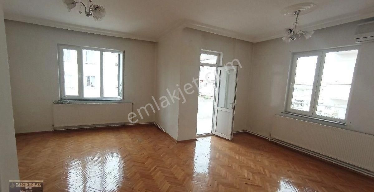Kolejtepe Mahlesinde Konumu Güzel 3+1 Göbek Kat Temiz Daire