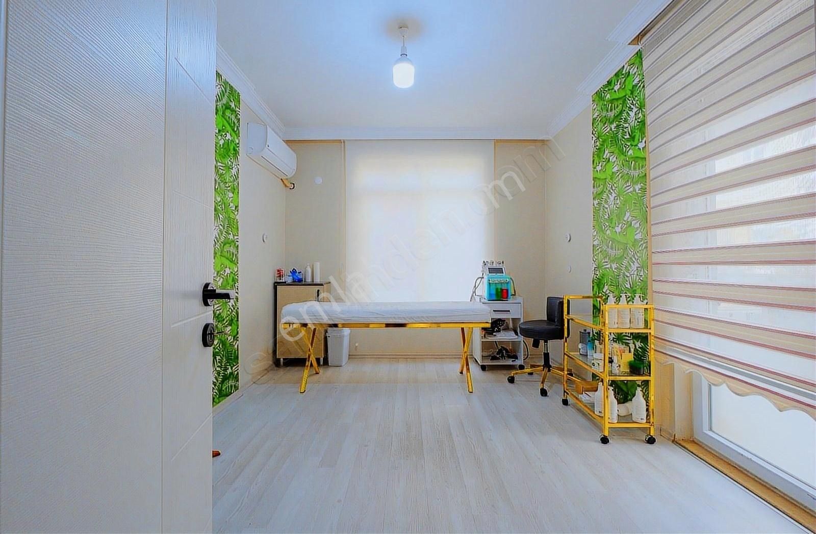 Konyaaltı Arapsuyunda Devren Kiralık Güzellik Merkezi