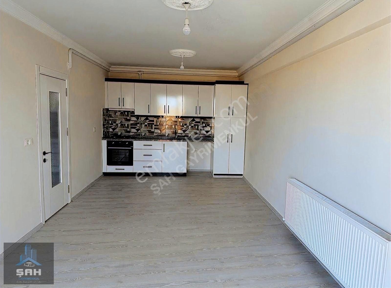 Şah'tan Hacıbey Mah'de 2+1 Doğalgazlı Kiralık Daire
