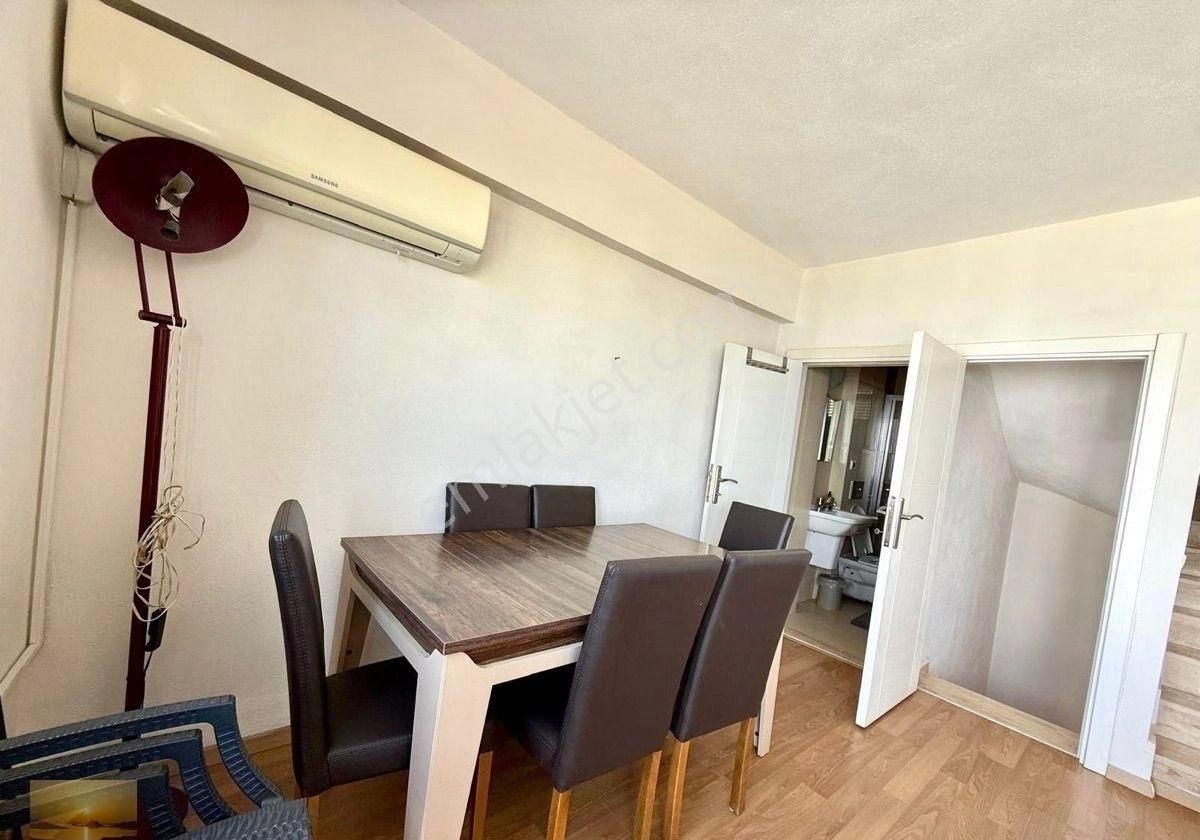 Denize Sıfır Sitede Müstakil Bahçeli Özel Havuzlu Ev - Görsel 14