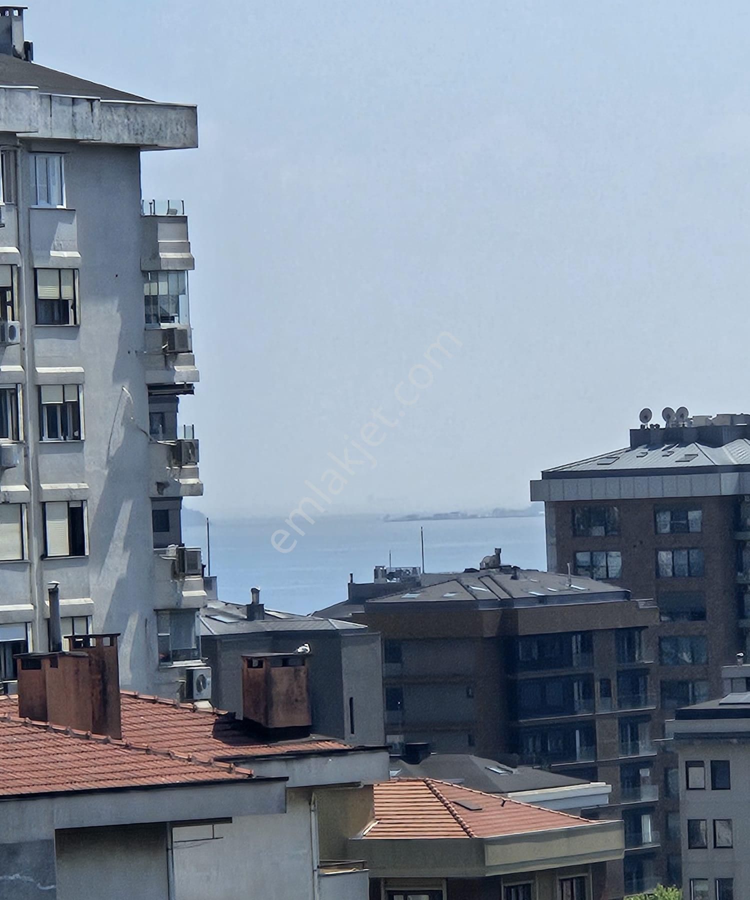 Şaşkınbakkal 'da Kısmi Deniz Manzaralı Sıfır Binada Satılık 3+1 Balkonlu Ebeveyn Banyolu Daire