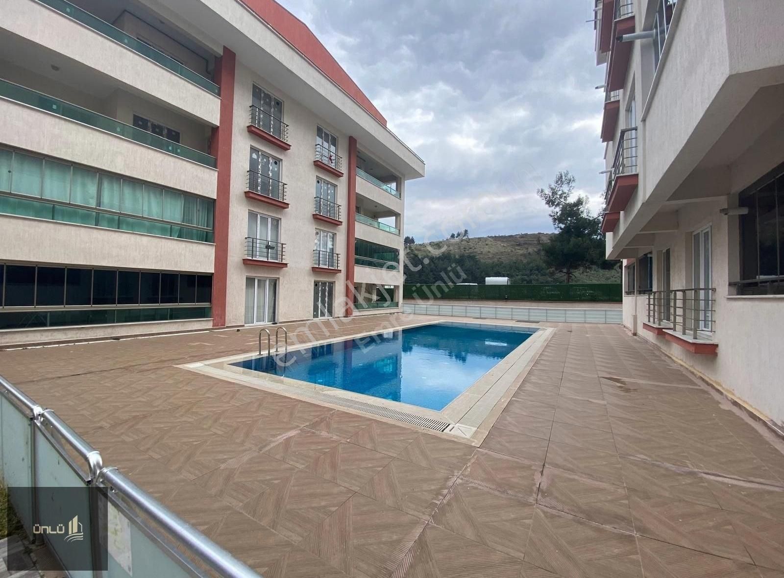 Mudanya Yeni Mah' Muhteşem Havuzlu Otoparklı