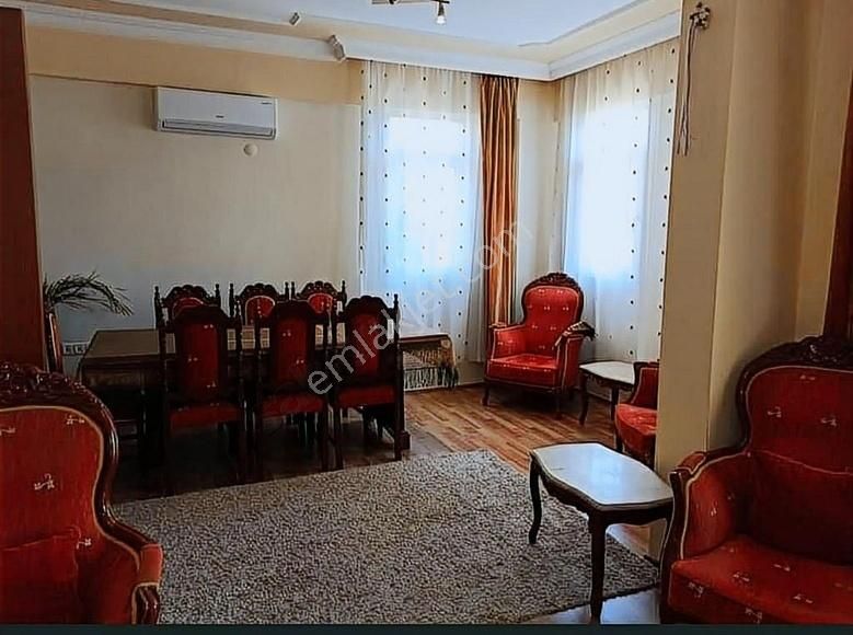 Babataşın Da Sahile Yakın 3+1 Bahceli Müstakil Kiralik Villa