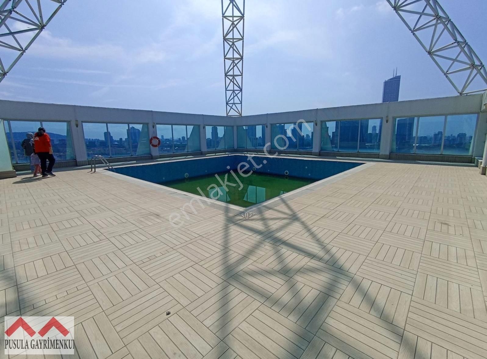 Şerifali Polaris Tower 4+1 İçi Yapılı Ferah Geniş Boş Satılık