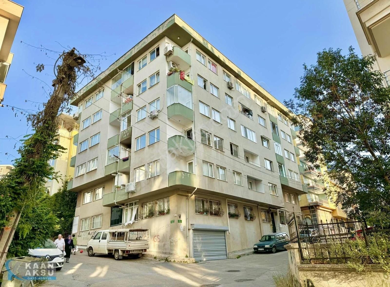 Hüdavendigar'da 3+1 130m2 Asansörlü Arakat 3.750.000₺