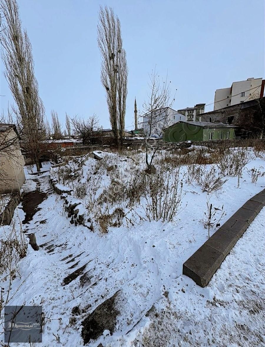 Şeker Emlaktan Satılık Arsa