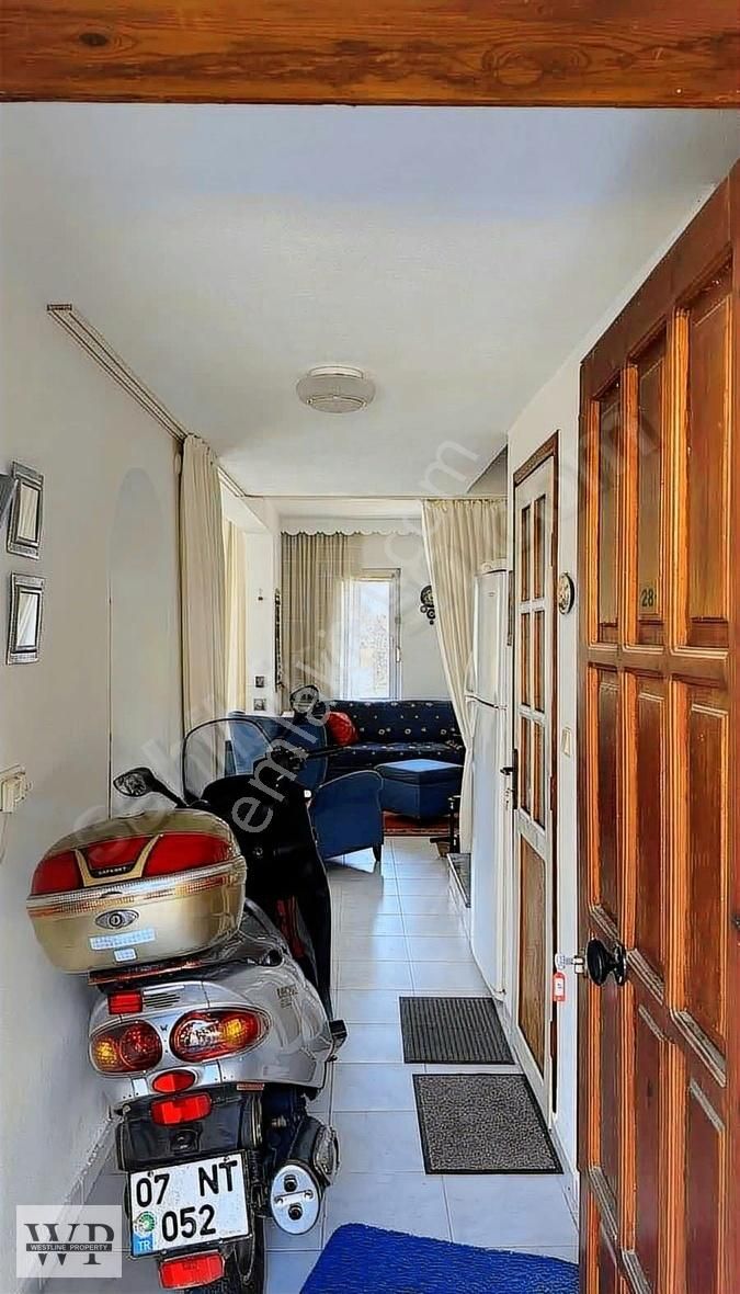 Demirtaşta 3+1 Deniz Manzaralı Site İçi Villa - Görsel 15