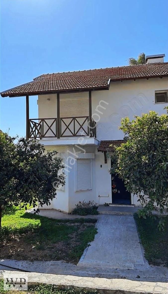 Demirtaşta 3+1 Deniz Manzaralı Site İçi Villa - Görsel 3