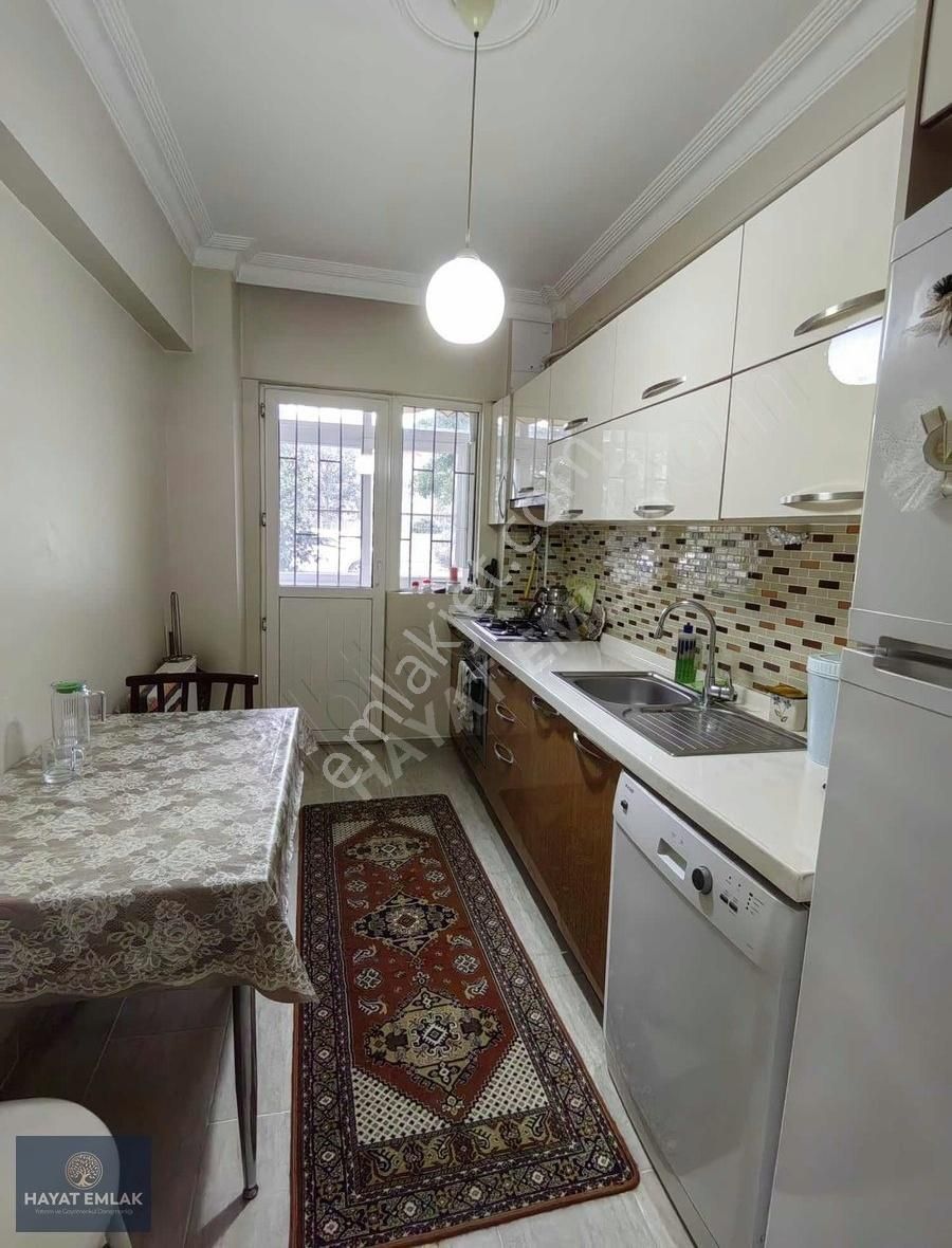 Postane Mahallesi'nde Site İçerisinde Eşyalı Kiralık 2 + 1