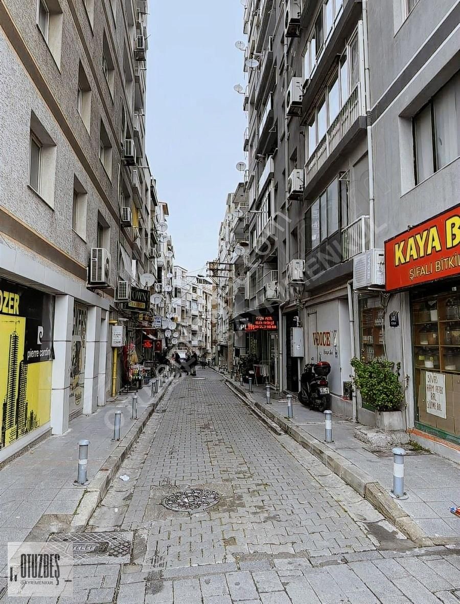 Otuzbeş'ten Üçyol Meydan Yakını 60 M2 Bakımlı Bahçeli İşyeri