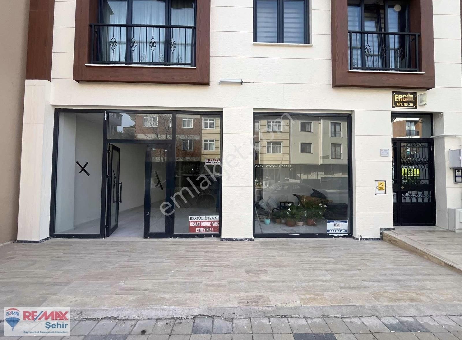 Remax Şehir 2 Gop Mah. Kazım Patıl Cd. Kiralık 130 M2 Dükkan