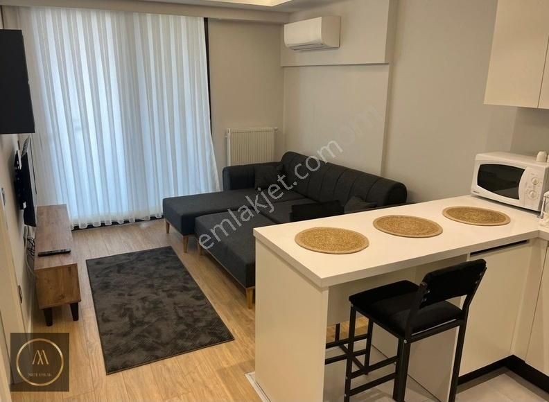 Meydan Projesinde Kiralık Ekstra Full Eşyalı Havuz Cephe 1+1