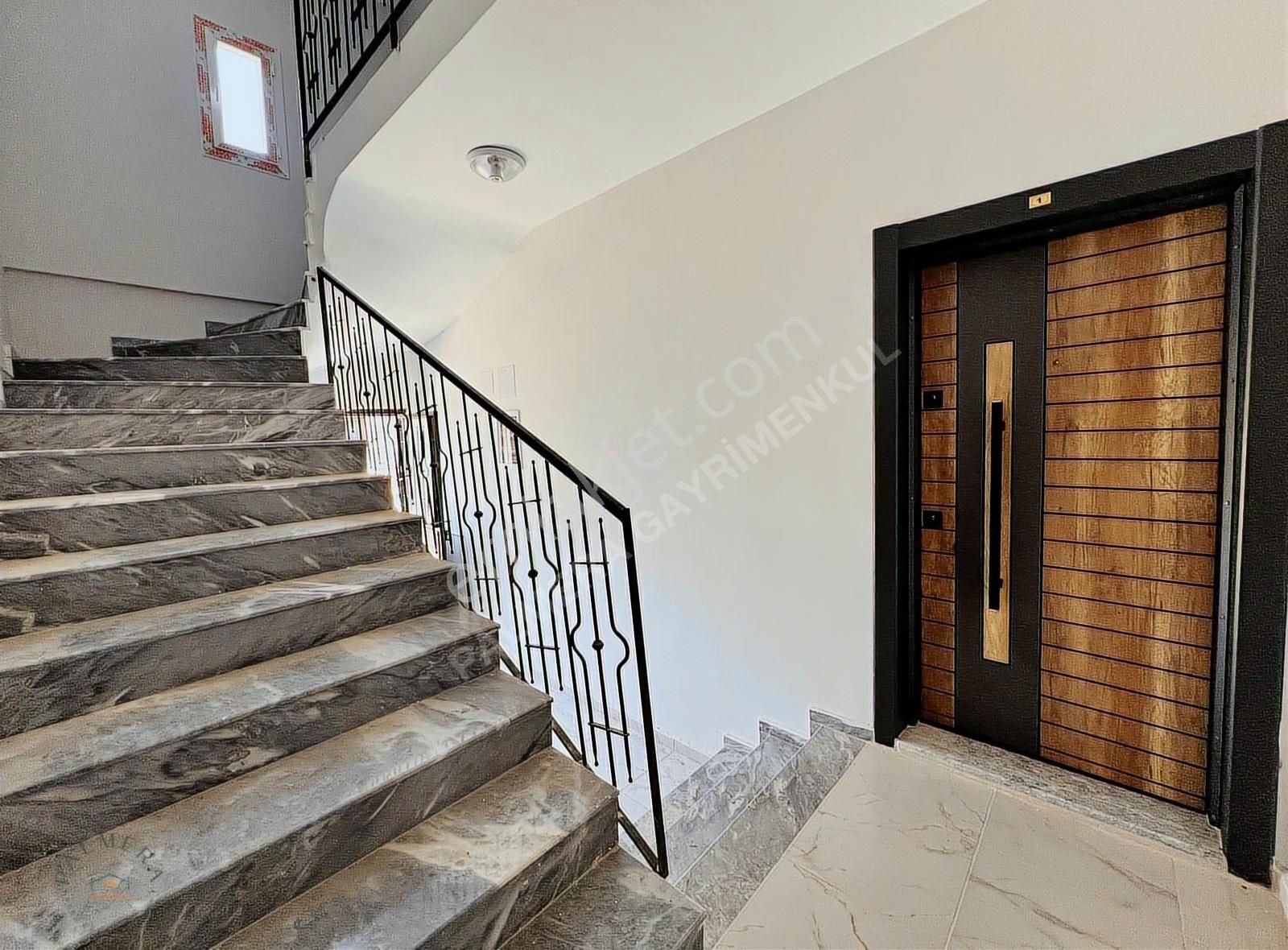 Ortaca Dalyan'da Havuzlu Binada Kiralık Sıfır 2+1 Daireler - Görsel 11