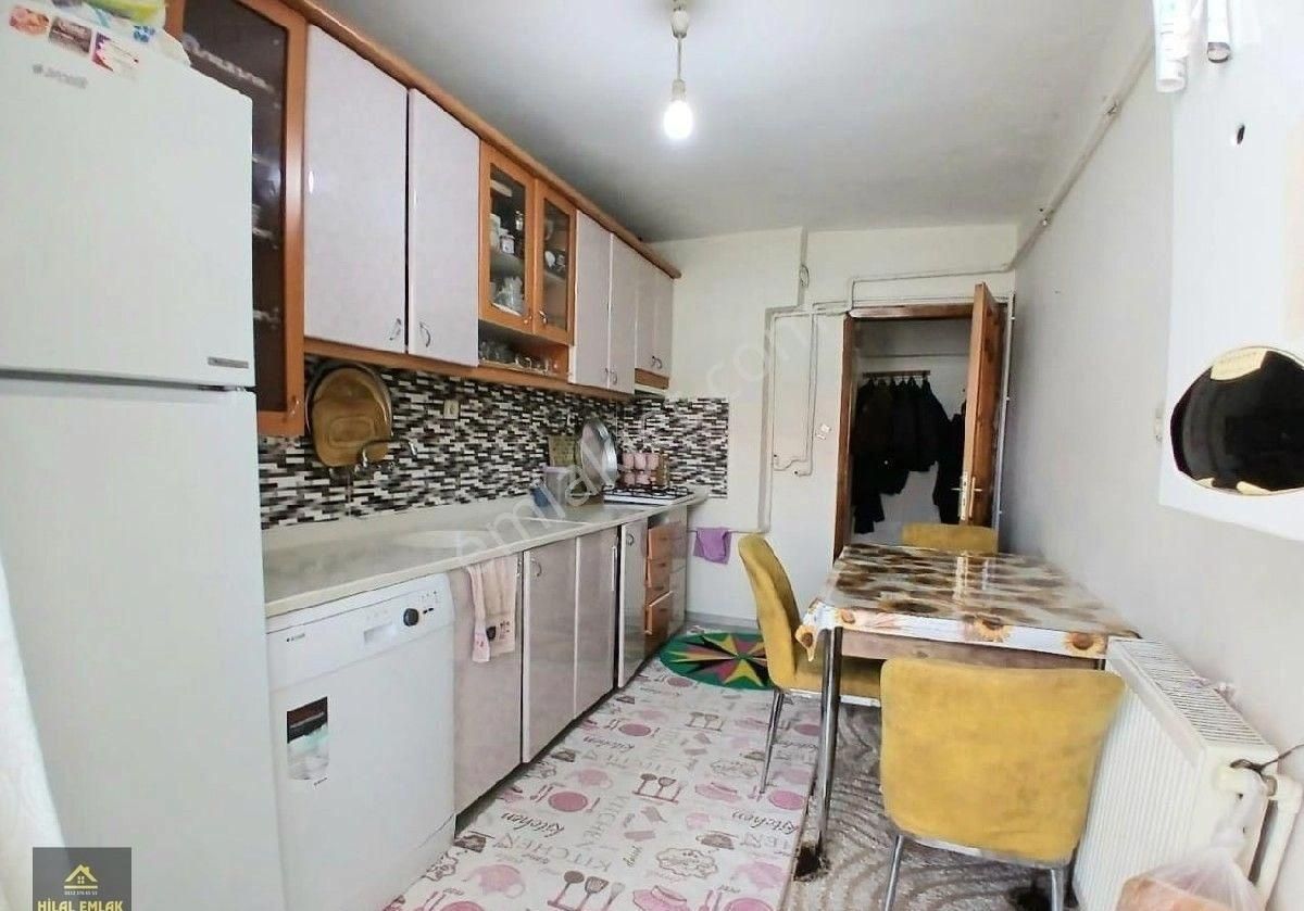 Hilal'den Ekin Mah 4+1 Gevaş Caddesi Yakını Ön Cephe Dubleks
