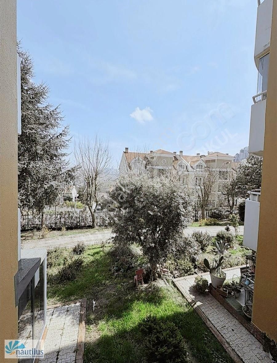 Bahçeşehir Düden Satılık 3+1 Havuz Cephe