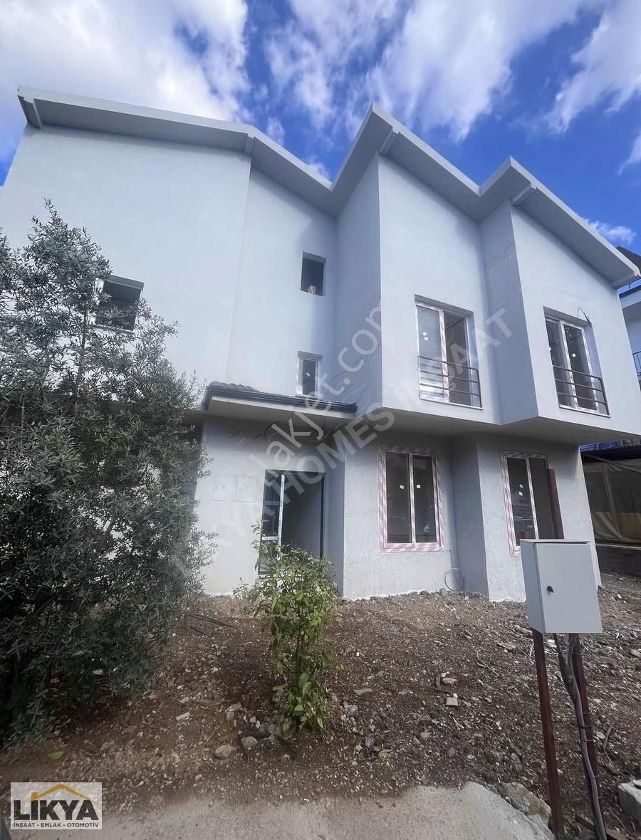 Yeni Mahalle'de Fırsat Müstakil Girişli Daire