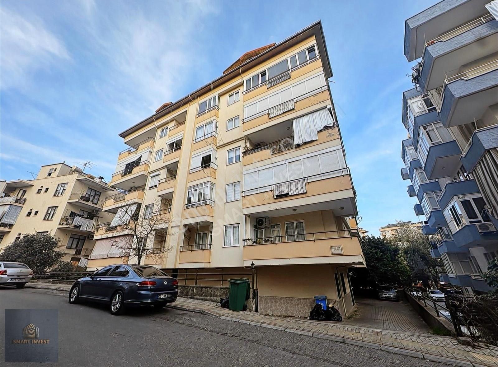 Alanya Merkez Güllerpınarı Mahallesi Kiralık 5+1 Dubleks