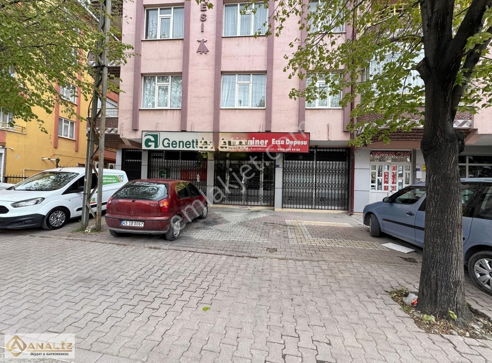 Analiz'den Burhan Dede Cd. Cepheli Satılık 500 M2 Dükkan