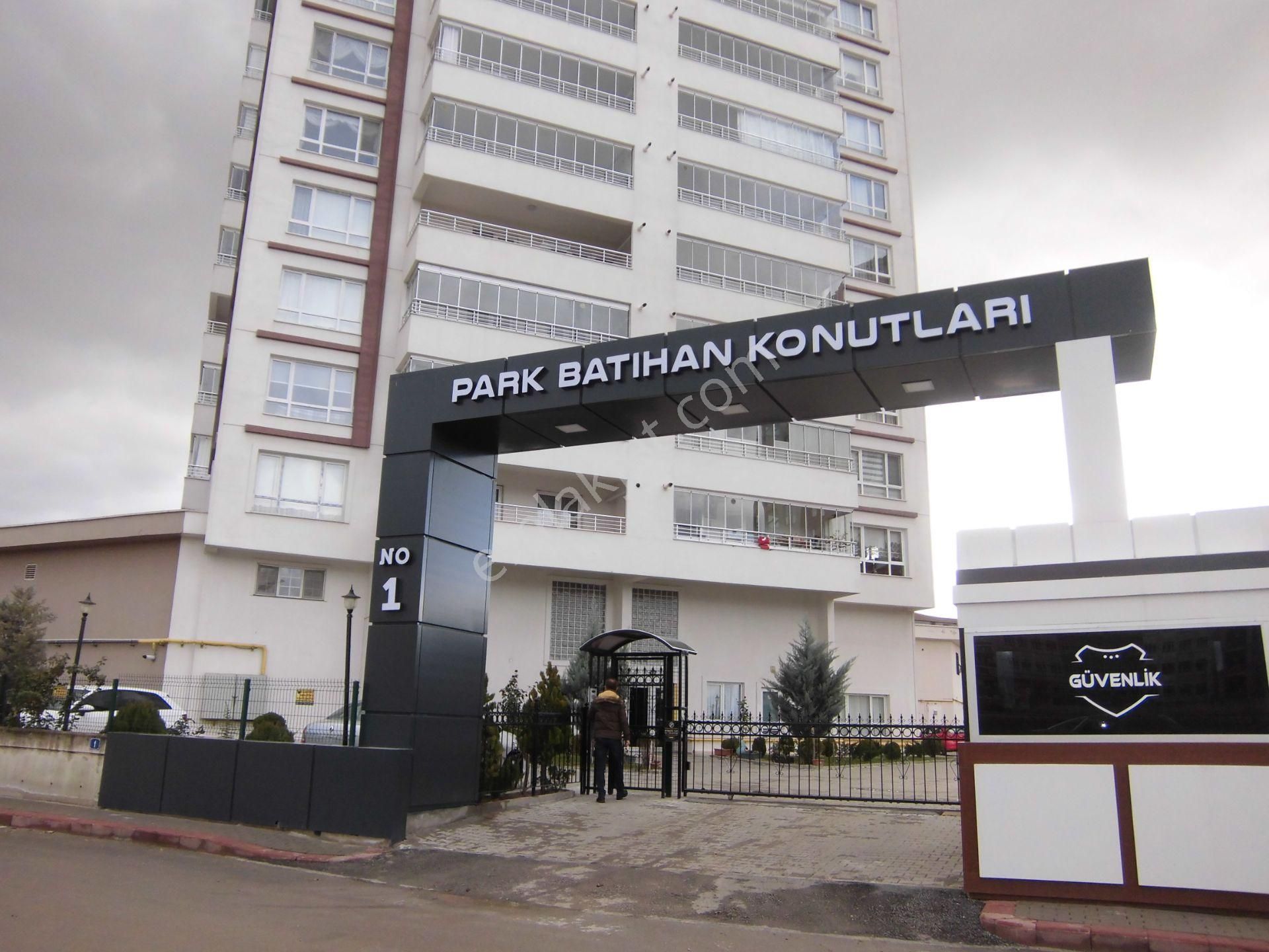 Botanik Metro İstasyonu Karşısında Batıhan Konutlarında