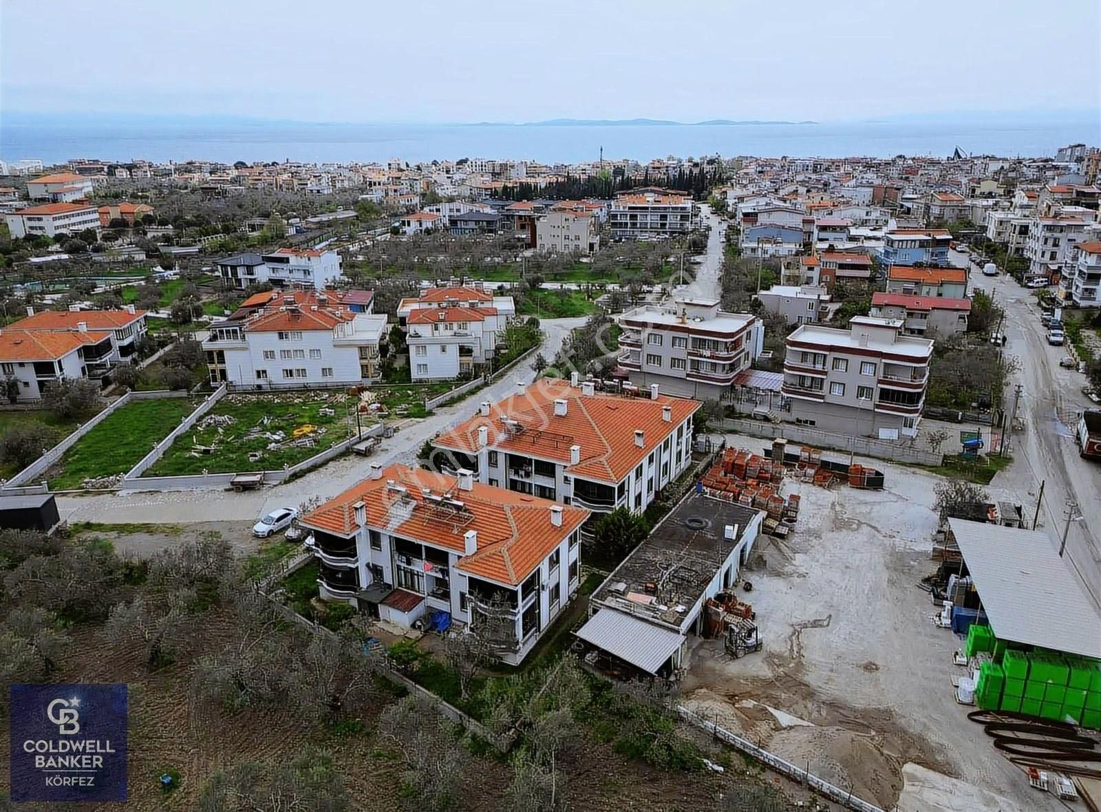 Küçükkuyu Site İçerisinde 2+1 Satılık Daire
