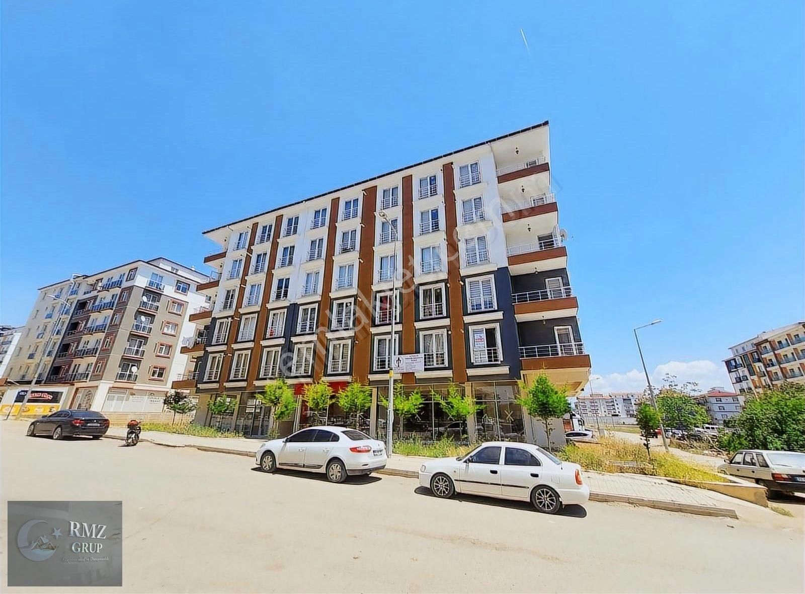 Kiralık Eşyalı 3+0 Daire ** Rmz Grup Gayrimenkul **