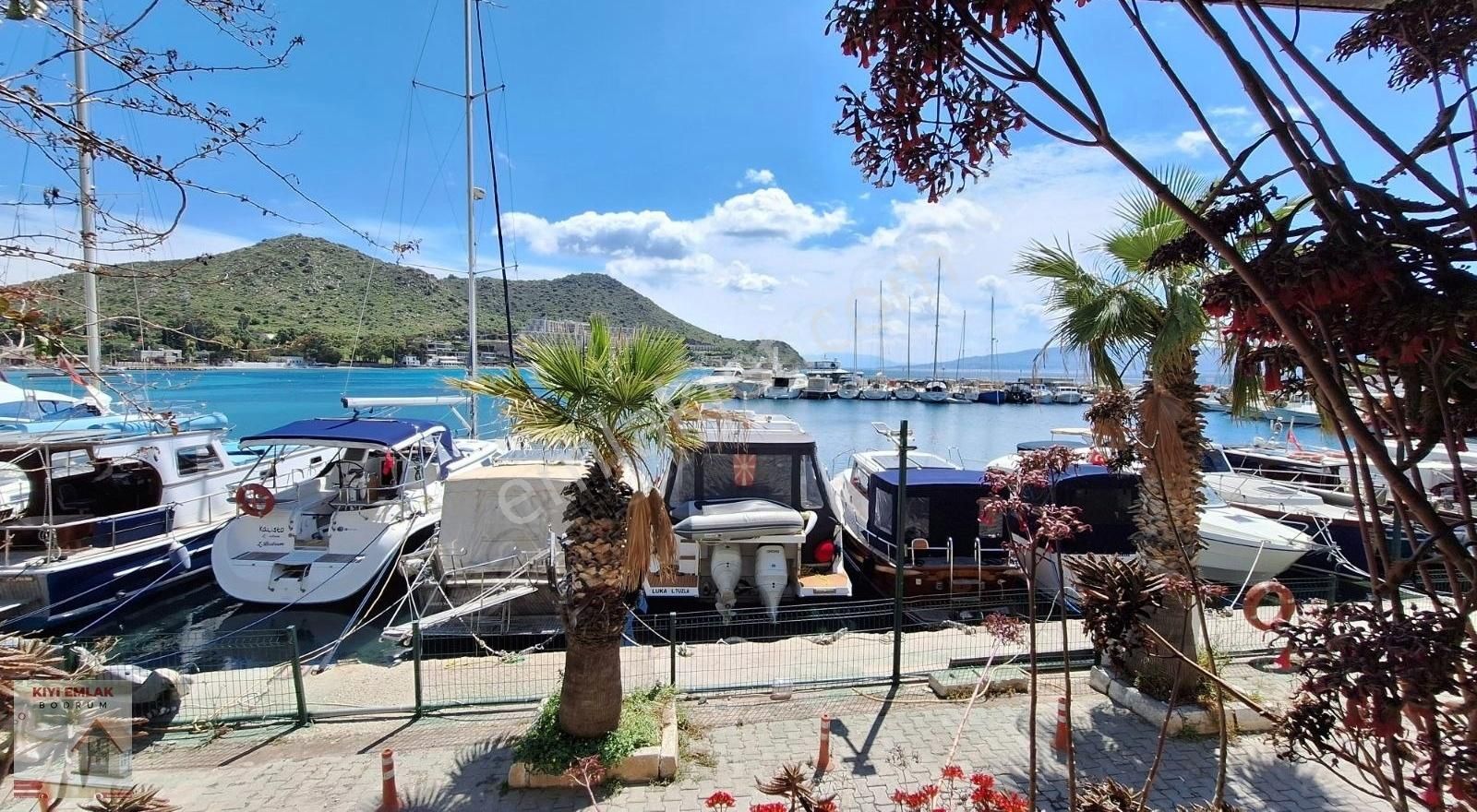 Kıyı Emlak'tan Akyarlar Sahilde Kurumsala Kiralık İş Yeri