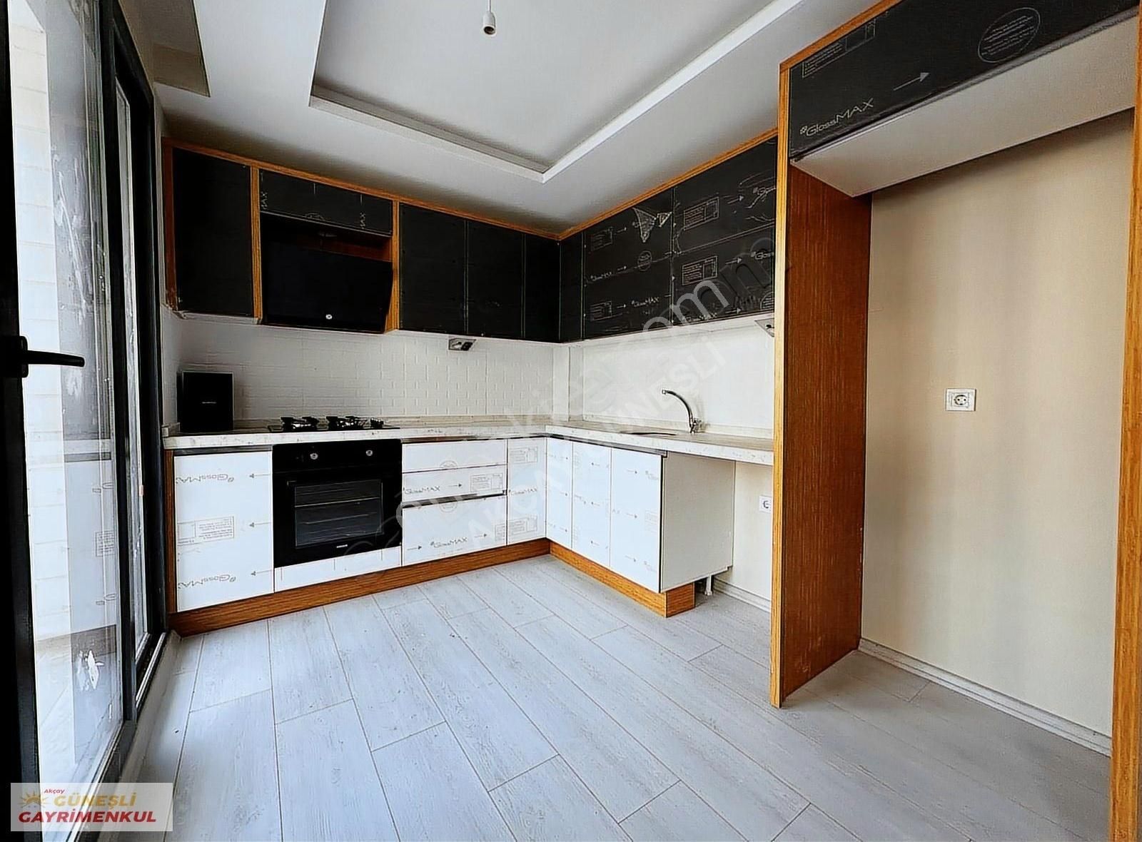 "güneşli'den" Akçay'da Ön Cephe&açık Mutfak 2+1 Sıfır Daire