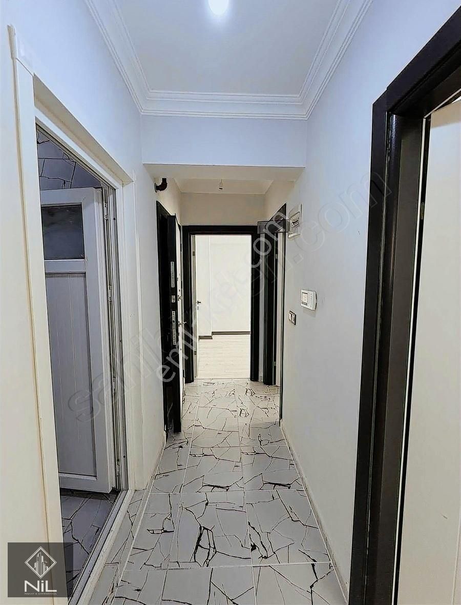 Kombili İskanlı 2+1 Sıfır Yüksek Giriş Daire