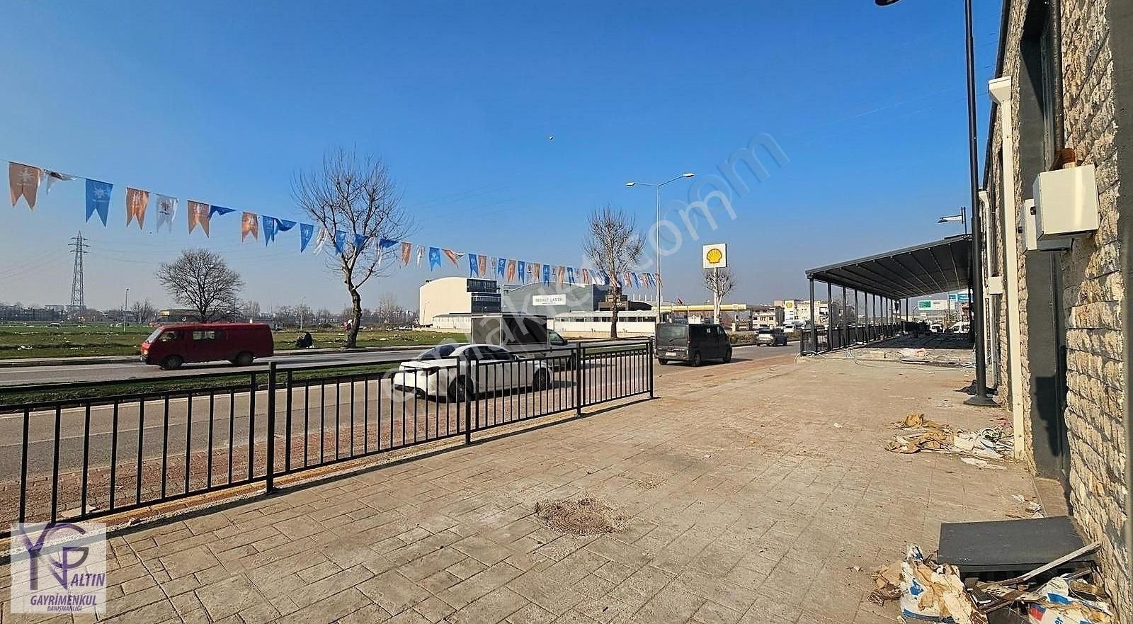Yng Altından Mevlana Toki'de 52 M2 Önü Açık Kiralık Dükkan