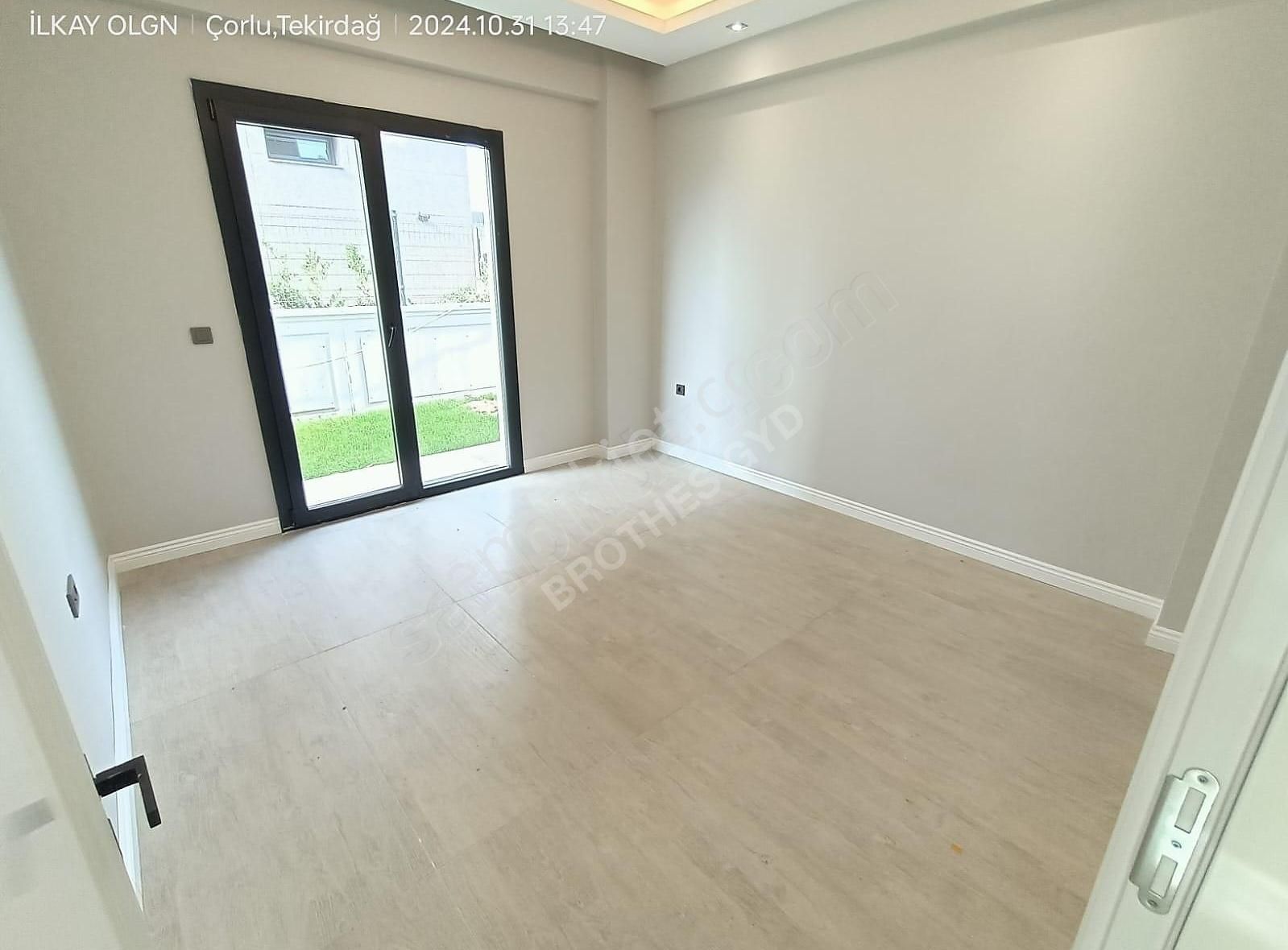 Brothersdan Önerlerde 580m2 Arsa Paylı Satılık 4+1 Sıfır Villa - Görsel 10