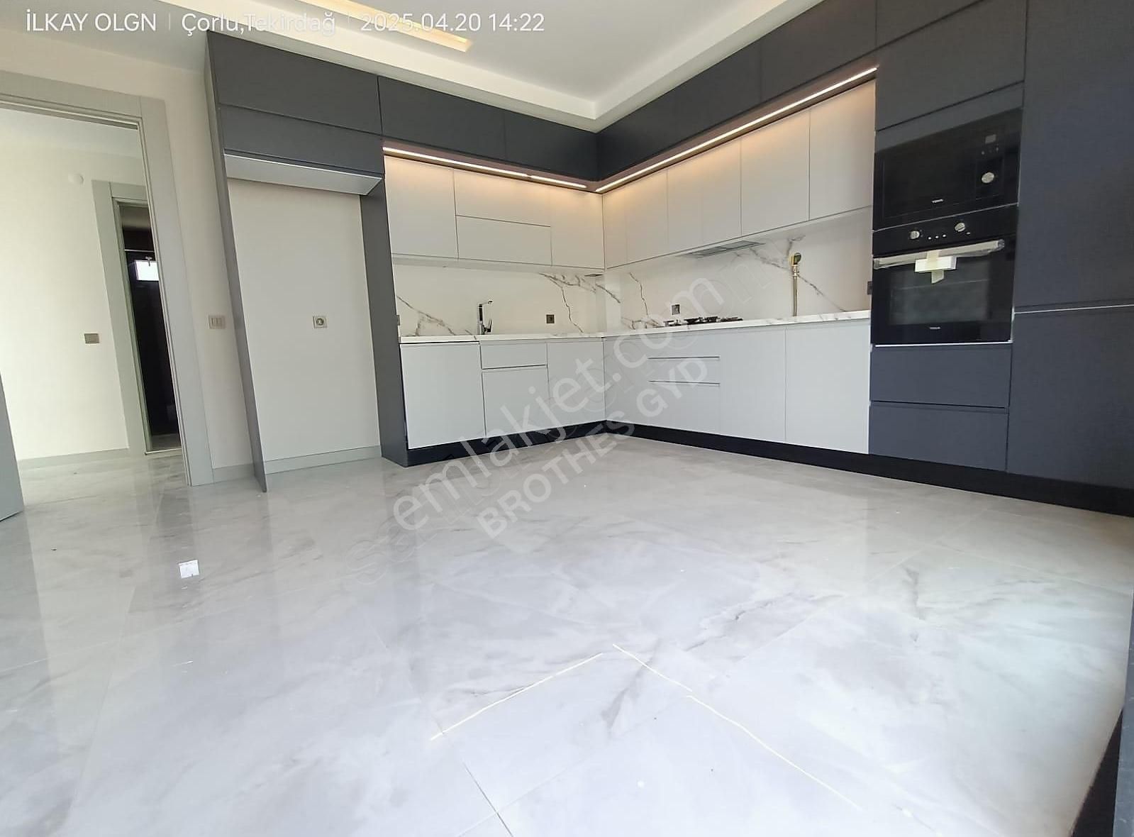 Brothersdan Önerlerde 380m2 5+1 Sıfır İskanlı Satılık Villa - Görsel 10