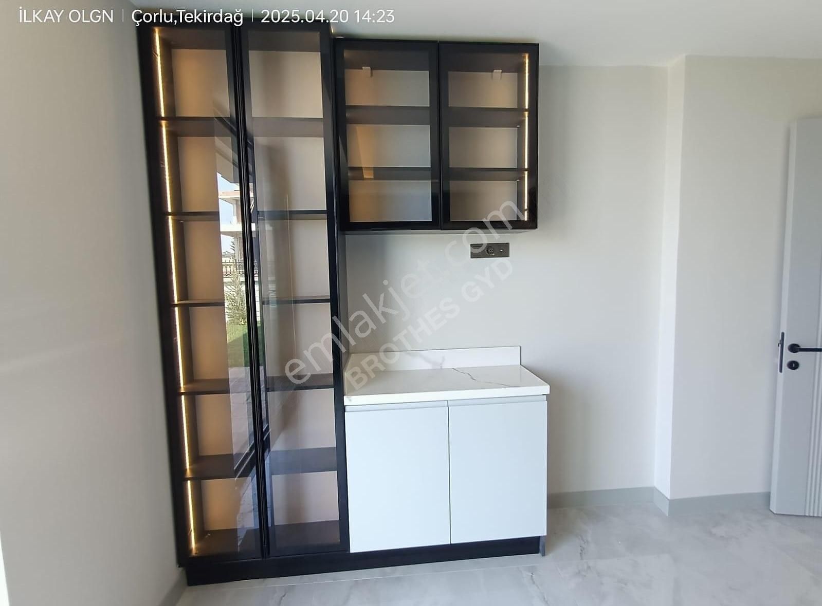Brothersdan Önerlerde 380m2 5+1 Sıfır İskanlı Satılık Villa - Görsel 18