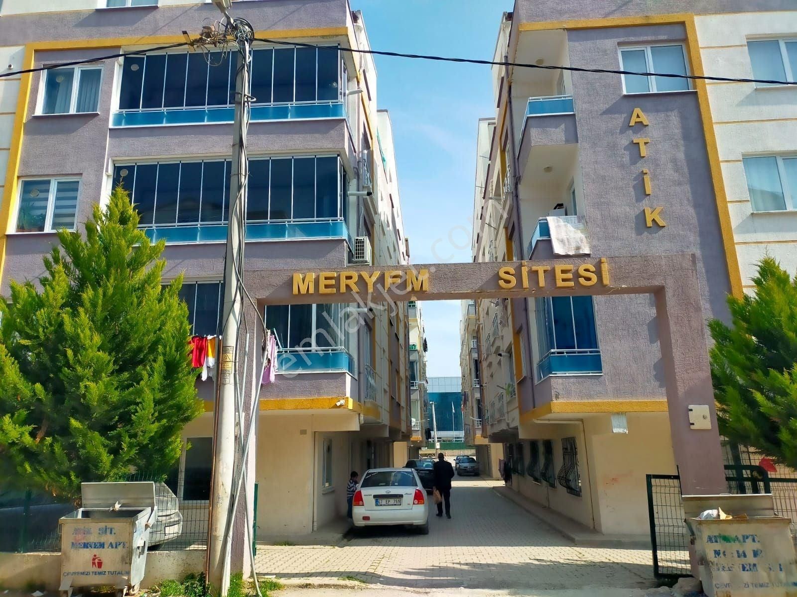 Demirtaş Barbaros Mah Site İçerisinde Düz Giriş Satılık Amerikan Mutfaklı 2+1 Daire