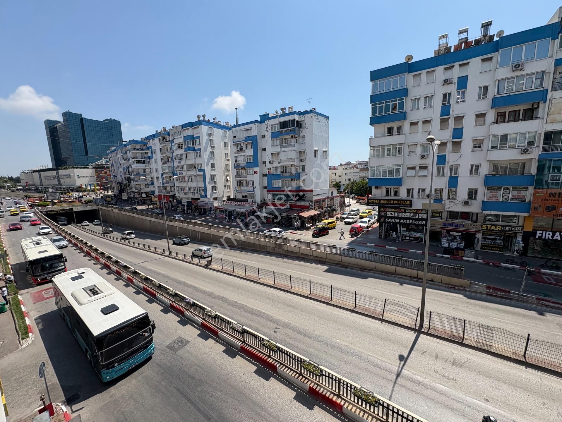 100. Yıl Bulvarı Üzerinde, Tabela Değeri Yüksek, Kiralık Ofis Favorilerime Ekle Yazdır