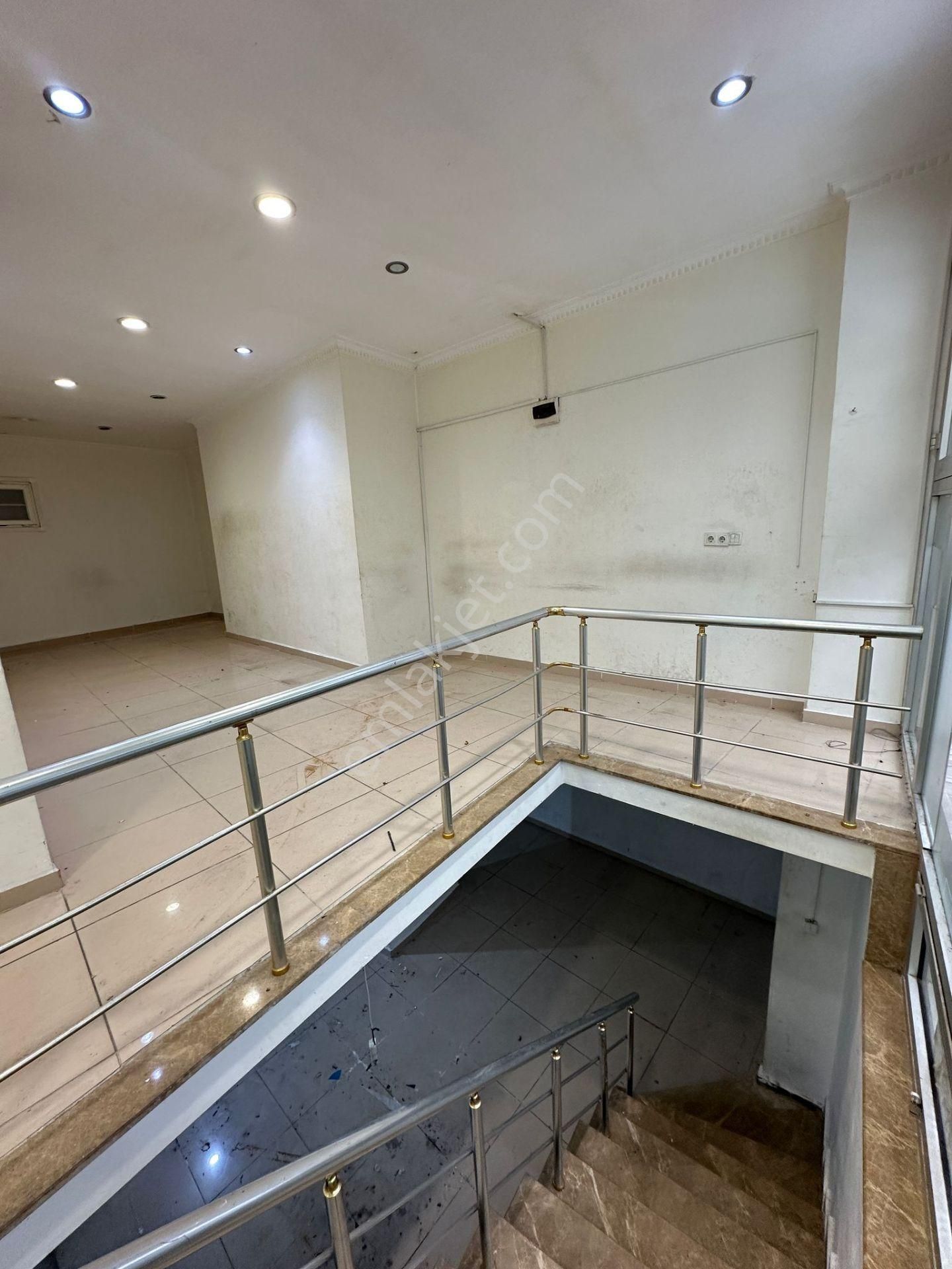 Beştelsiz'de Mağazalar İçinde Kiralık Yeni Bina 2 Katlı Dükkan