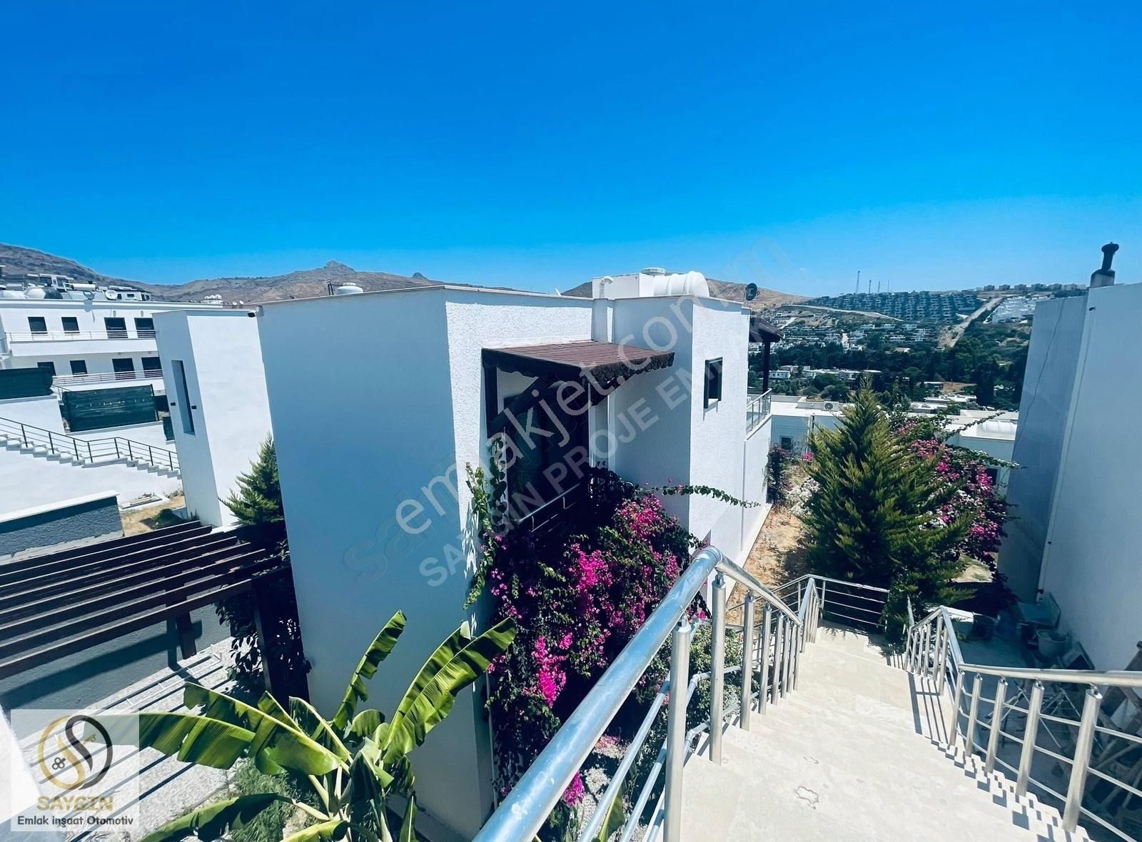 Akyarlar Fenerde Tam Müstakil Satılık Yenilenmiş 3+1 Villa - Görsel 11