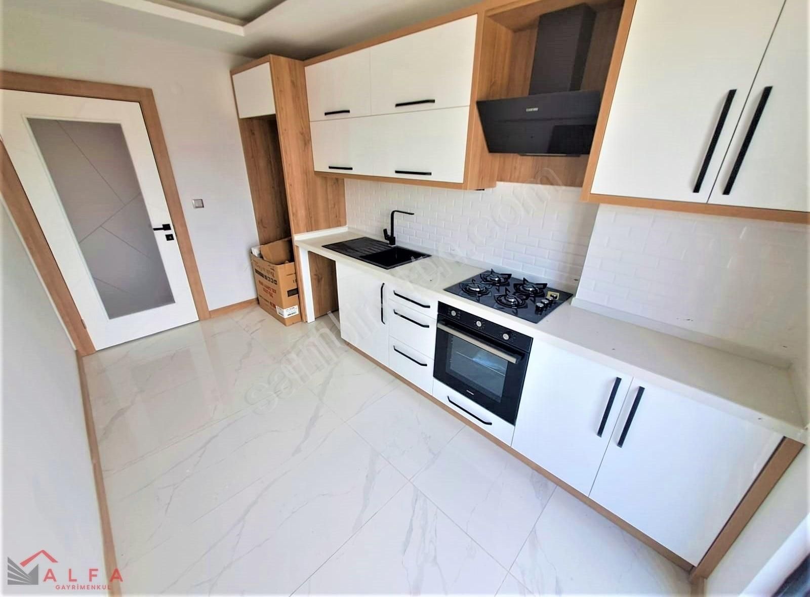 Alfa'dan Altınkumda Asansörlü Doğalgazlı 4+1 Sıfır Dubleks Daire