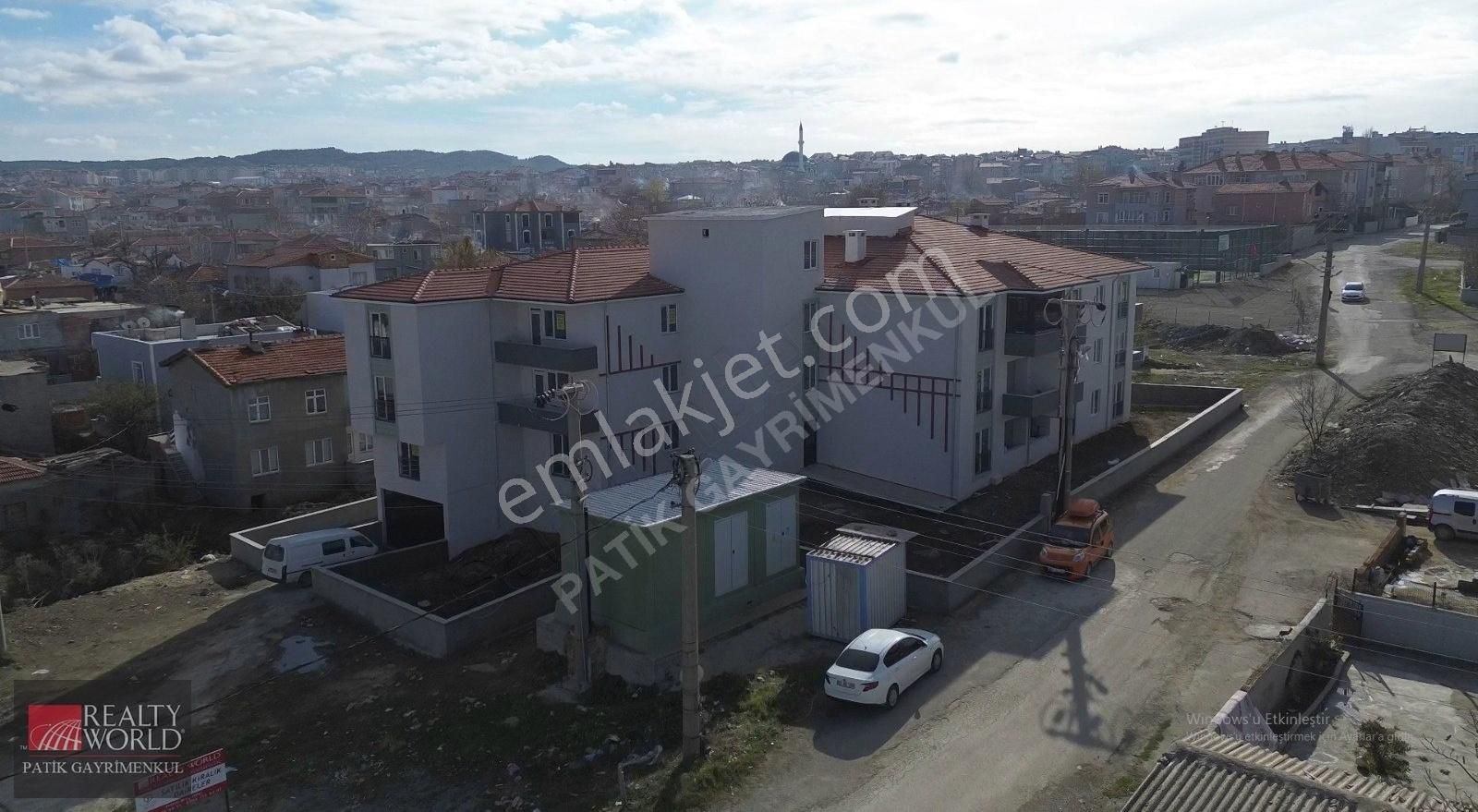 Keşan'da Üniversiteye Ve Askeriyeye Yakın Satılık 1+1 Daire