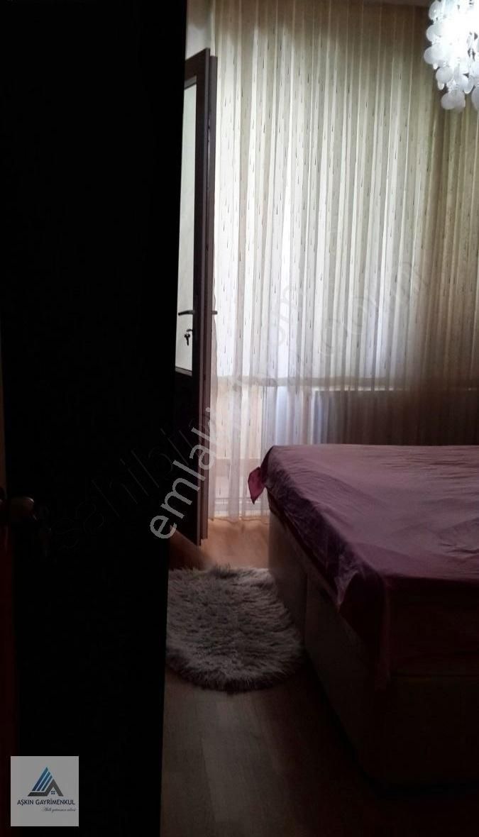 Fatih Halıcılar Cad. 3+1 Arakat Merkezde Satılık Daire