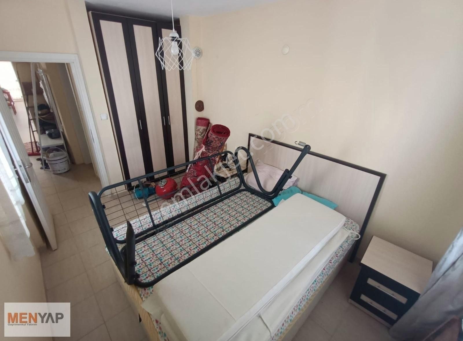 Tekirdağ Yeniçiftlik'te Denize Sıfır 3 Katlı Villa - Görsel 23