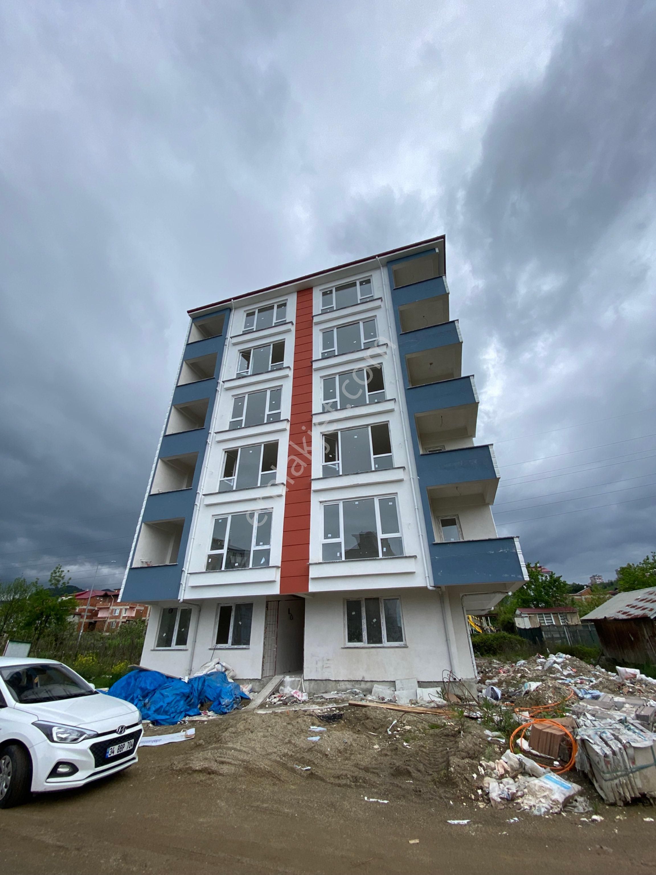 Yeni /// Sanayi Mah. 2+1 Yüksek Giriş 60m2