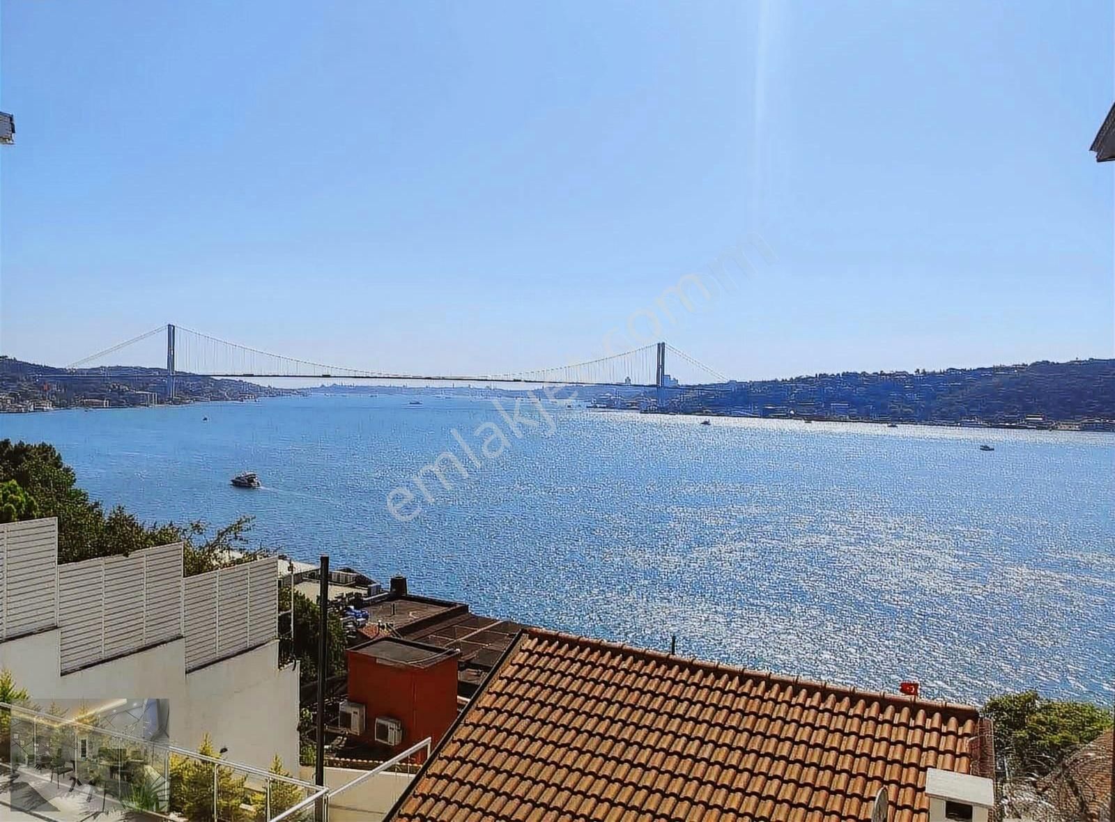 Acil Satılık Muhteşem Boğaz Manzaralı Satılık Bahçeli Villa 6+1