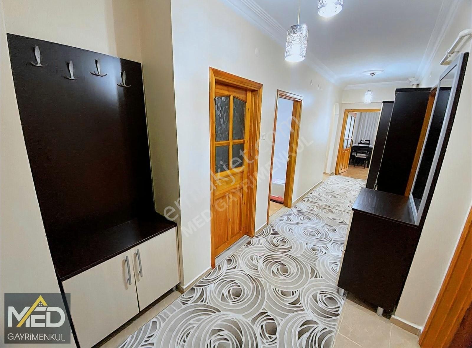 Sivas Merkez Demircilerardı Mahallesinde Satılık 3+1 Daire