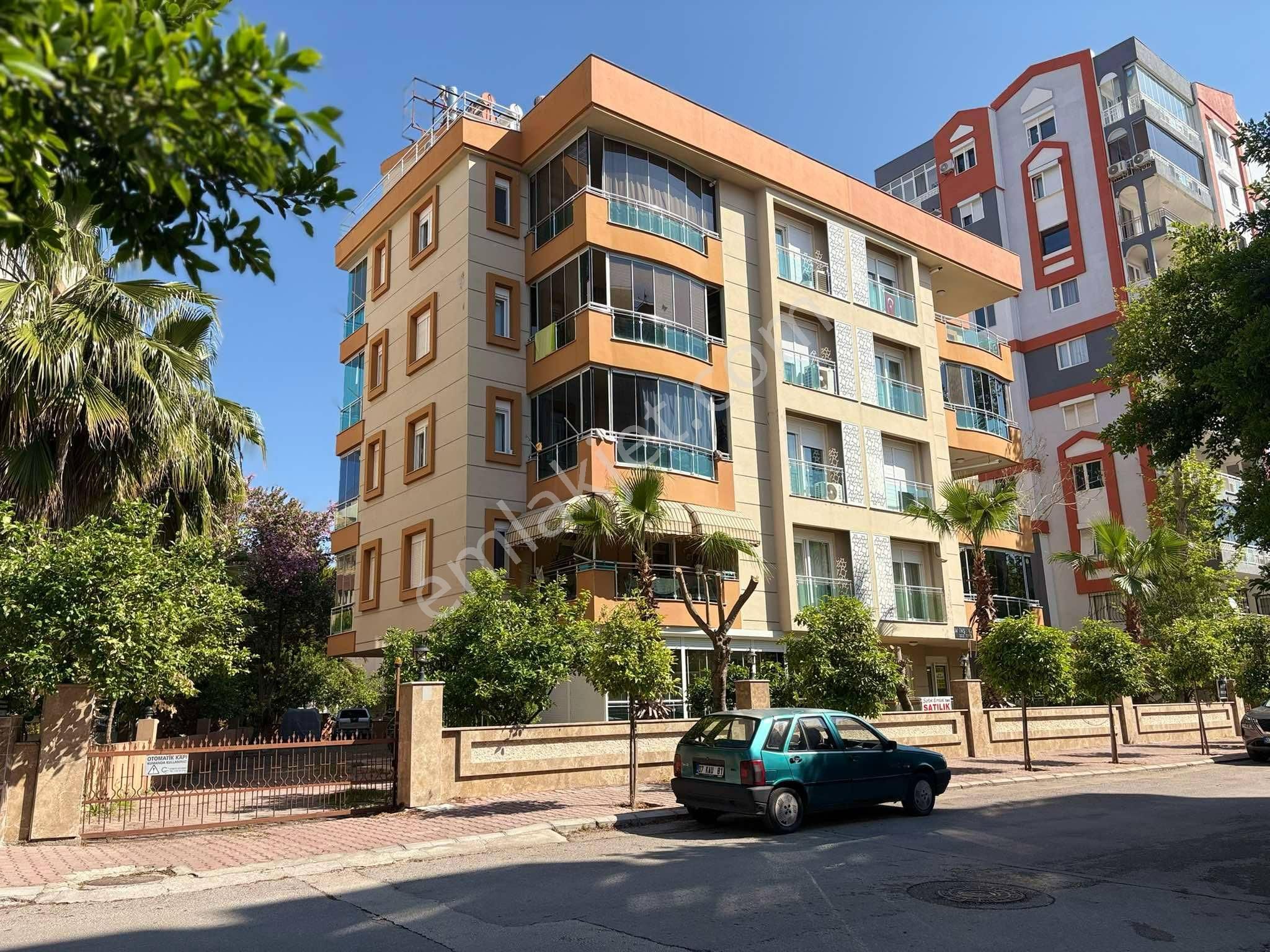 Şafak Emlak Satılık Çağlayan Mah. Yüksek Giriş 2+1 80m2